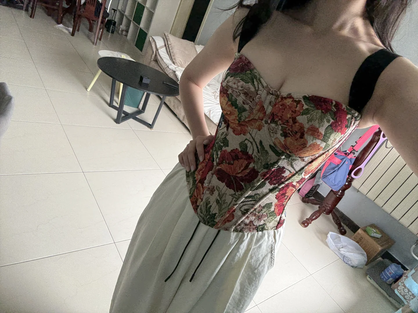 lanyi 买了两件鱼骨胸衣