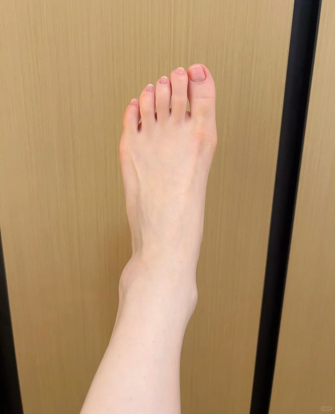 卸掉美甲的真实面貌是……