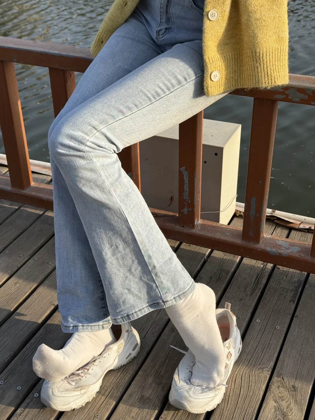 球鞋👟配丝袜 绝配