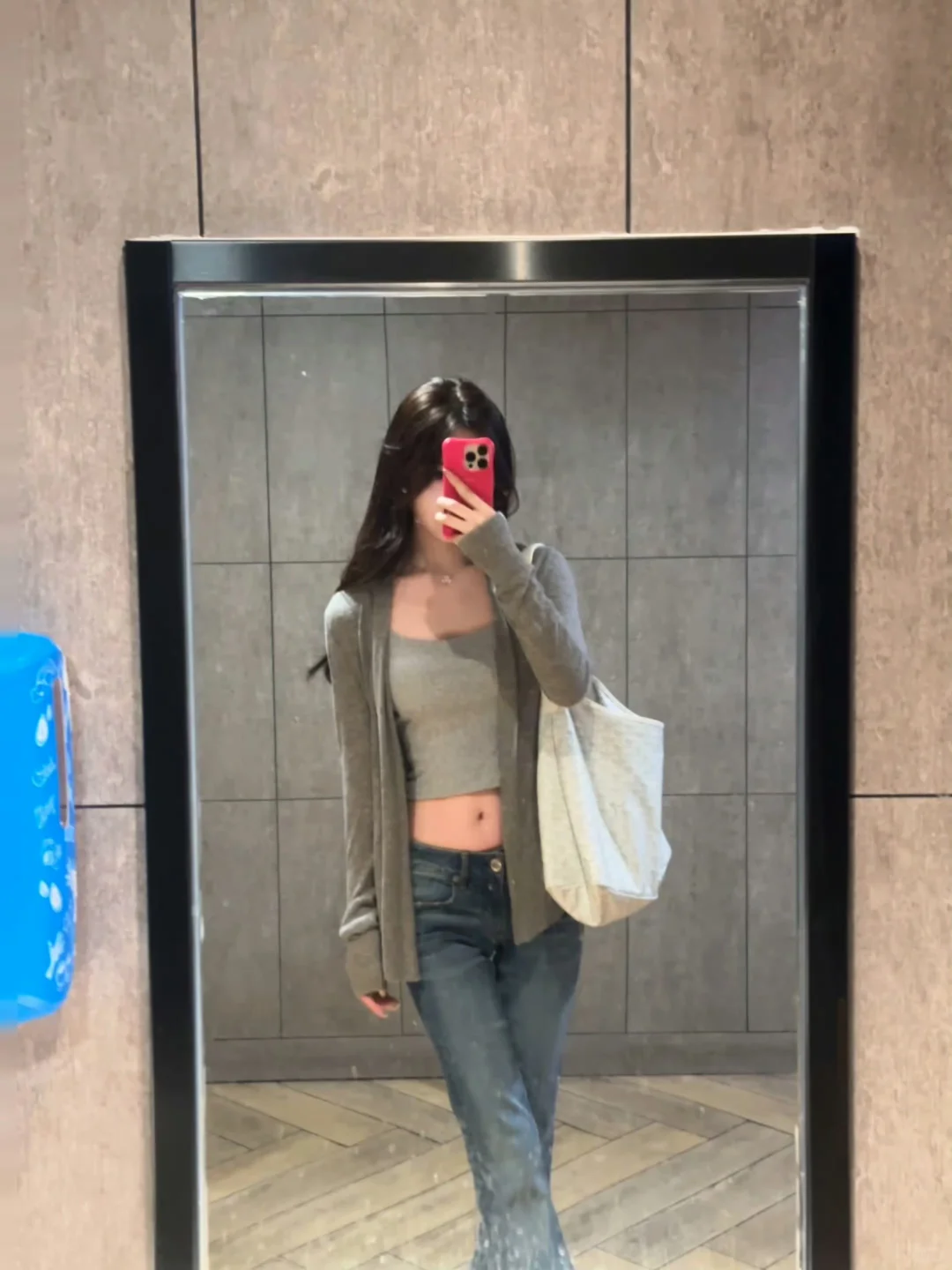第一次当美女 肩膀都酸了