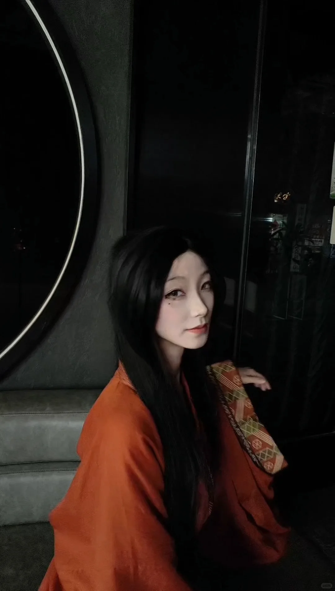 魅惑诡谲