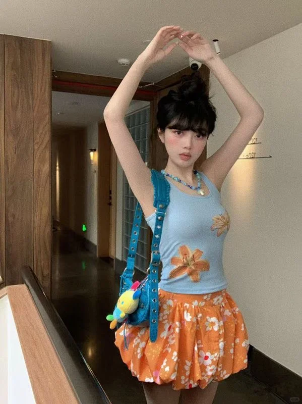 是夏天的辣妹泳衣，泰裤辣～