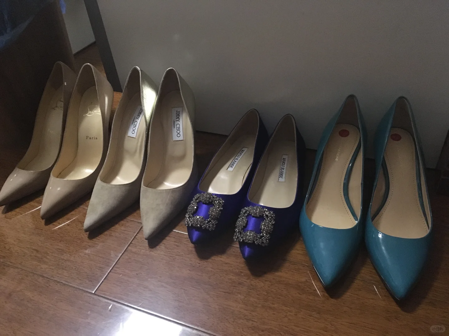 曾经令女孩子们趋之若鹜的高跟鞋