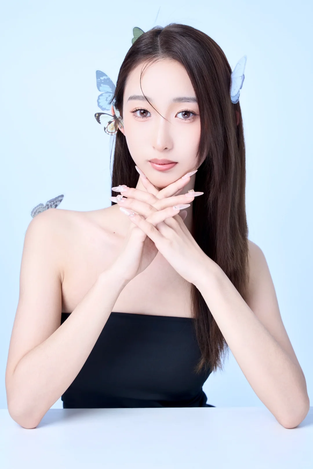 天津模特｜清冷感蝴蝶🦋肖像写真