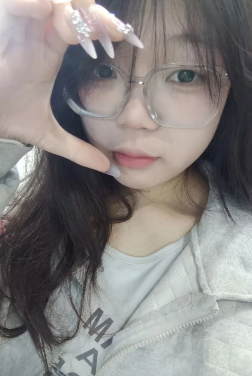 颜值打分女孩子留照片，男孩子打分