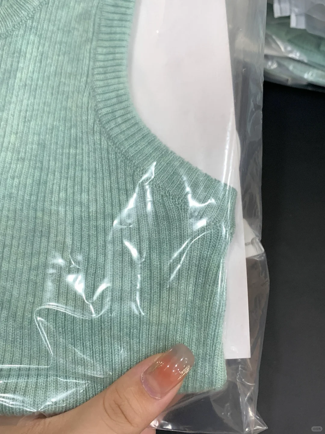 🧼薄荷绿背心到啦！！满满春夏的感觉呀～