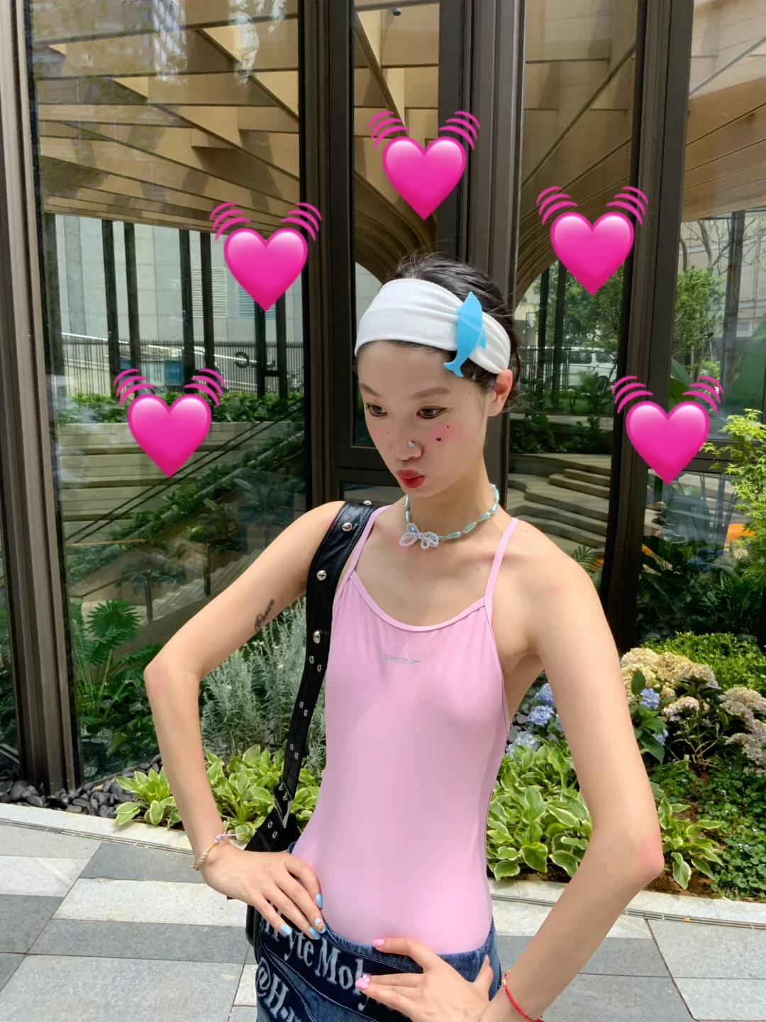 ☎️ 歪歪歪 是谁在call 小美女