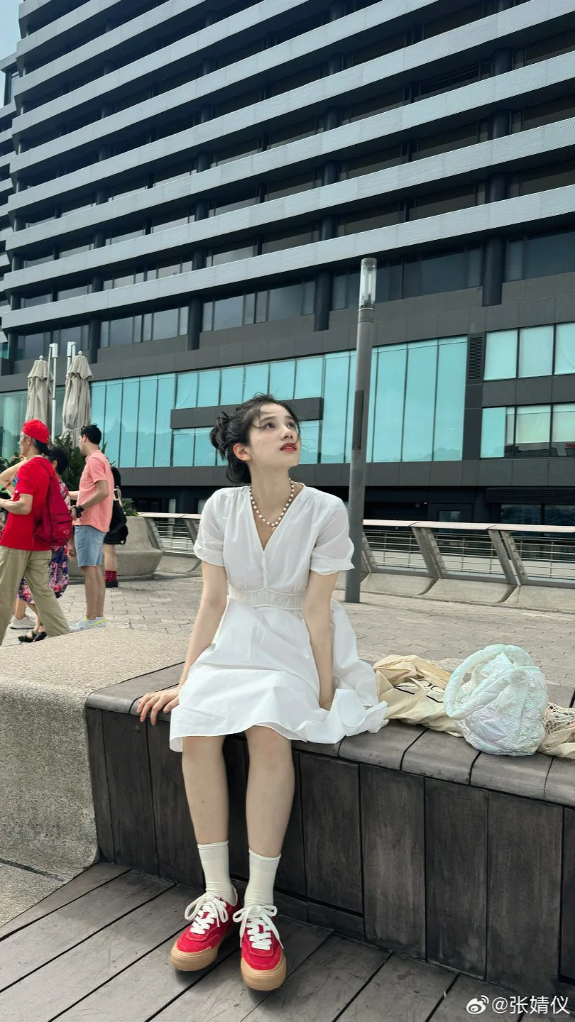 张婧仪生命力头像壁纸🫧