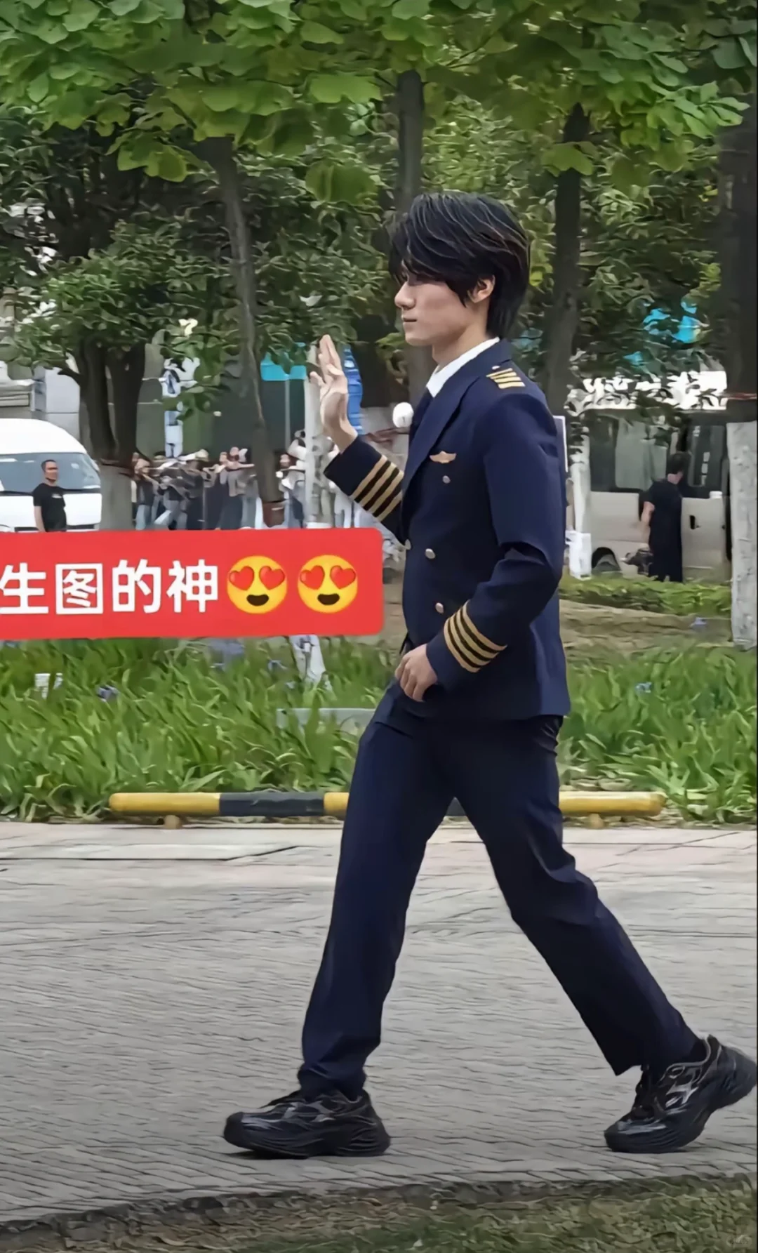 完美爱豆！脸和身材都是顶级