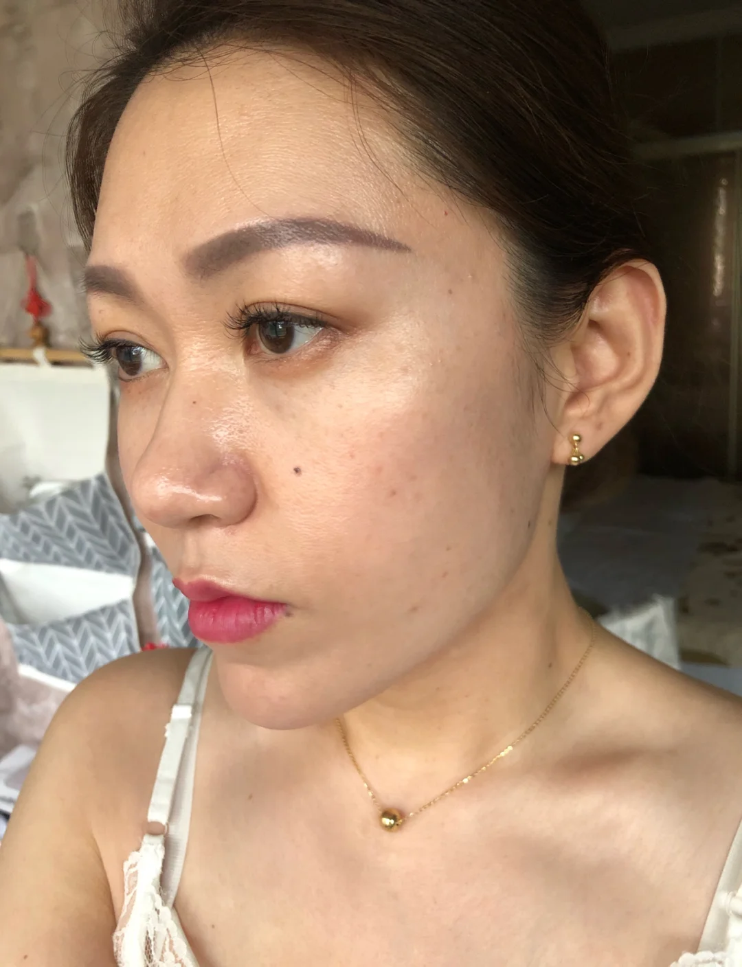 40岁阿姨苹果后置摄像头容貌焦虑