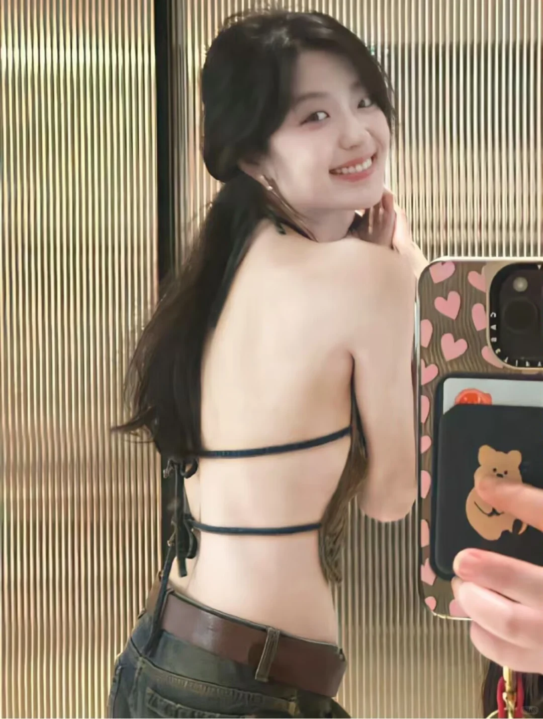 哇去！！终于知道为啥都喜欢她了…