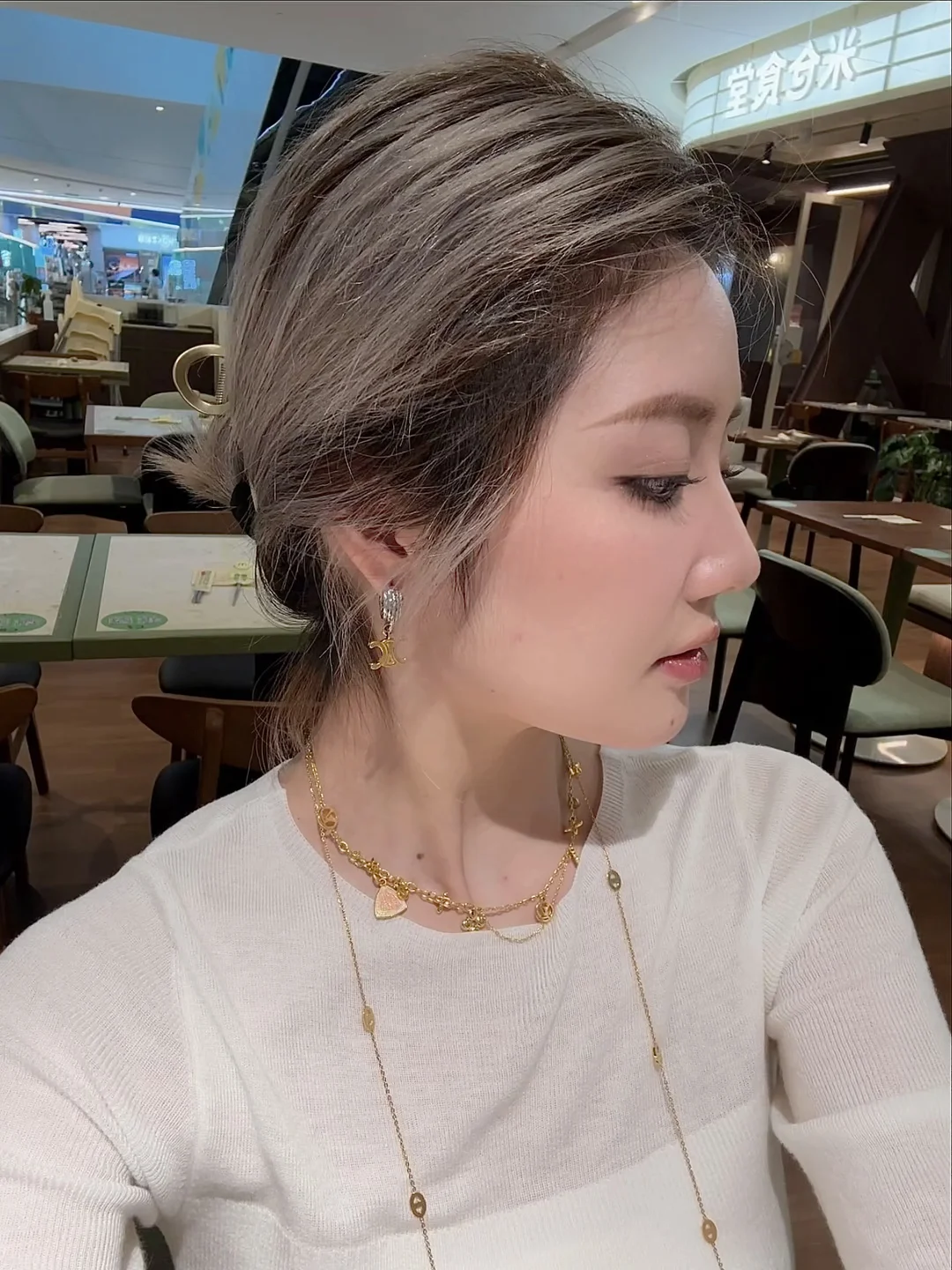 不是.....这变化也太太太大了吧😱