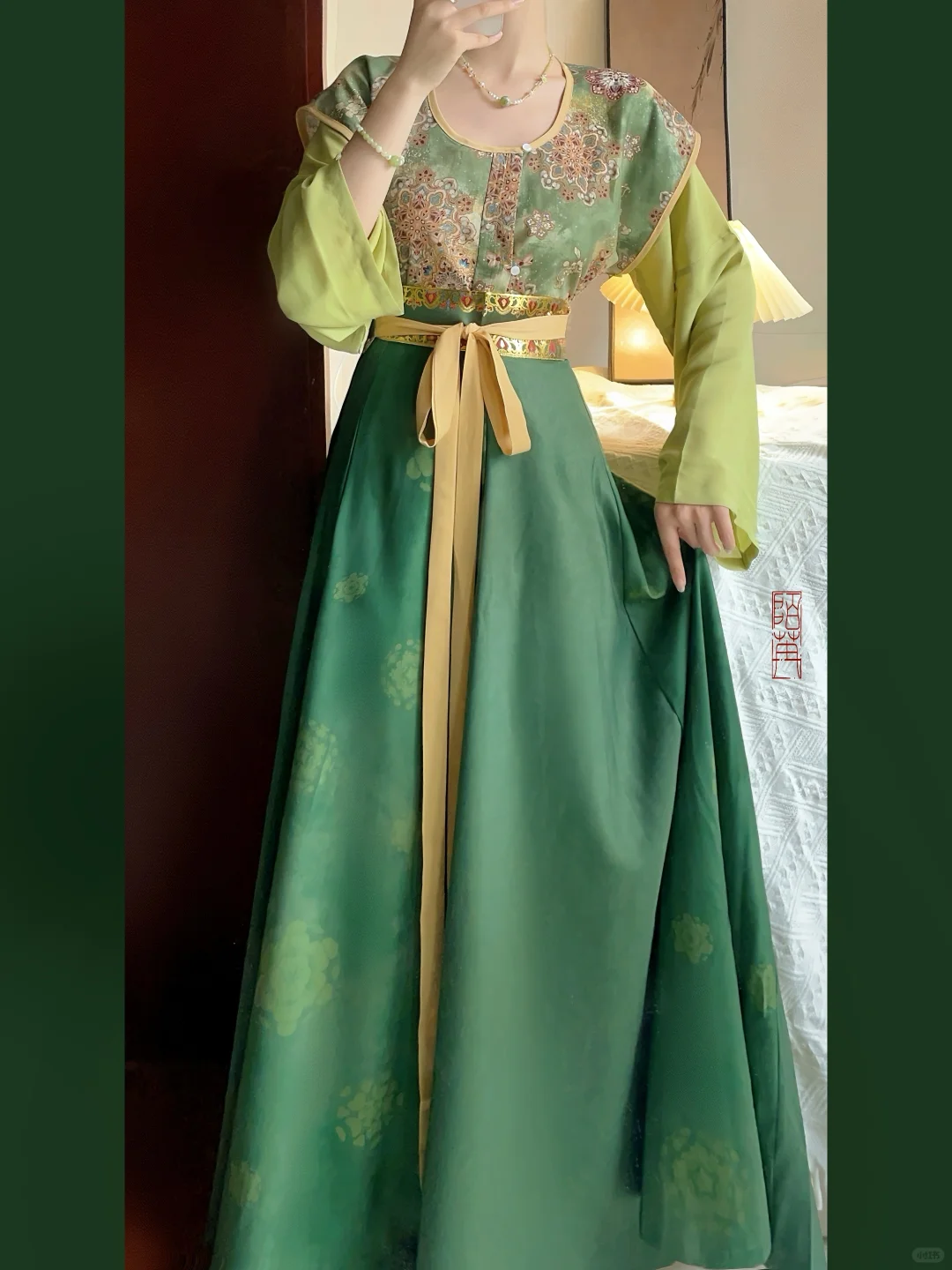 齐腰真的是我见过最显瘦的汉服！