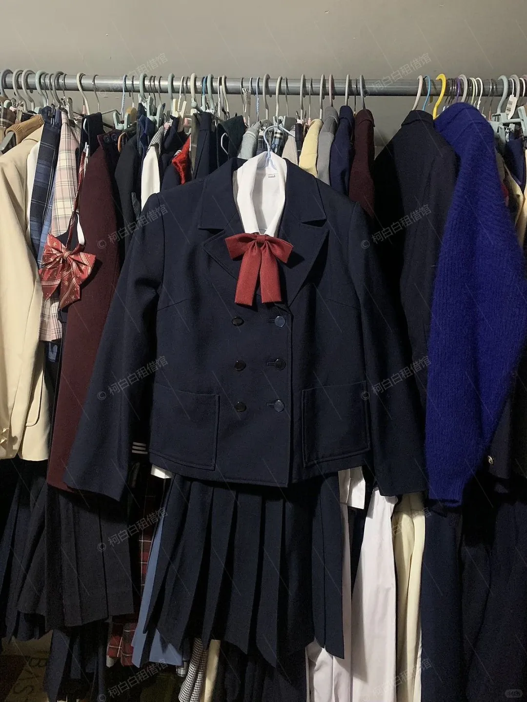 制服大户租借馆长期招募合作胶片摄影师❗