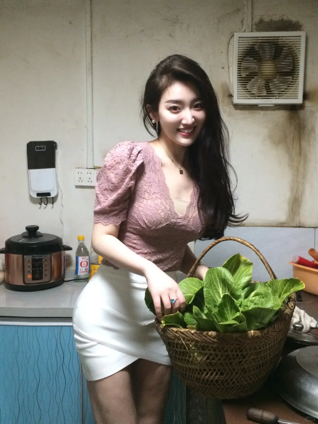 你那家徒四壁的贤妻