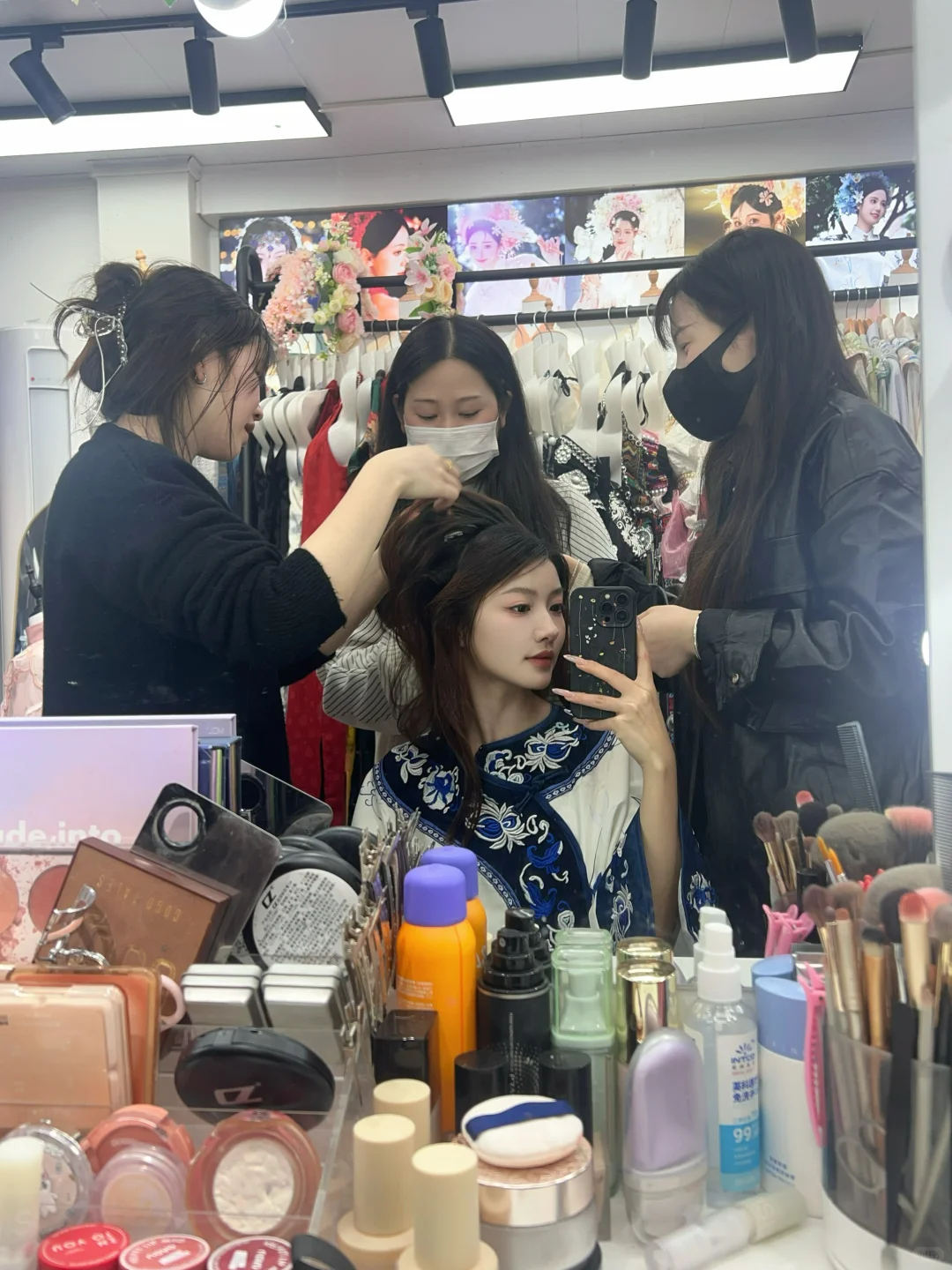 清汉女 | “一朝步入画卷，一院梦回百年”