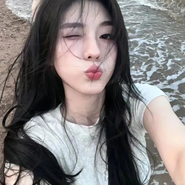 又甜又酷的女头像