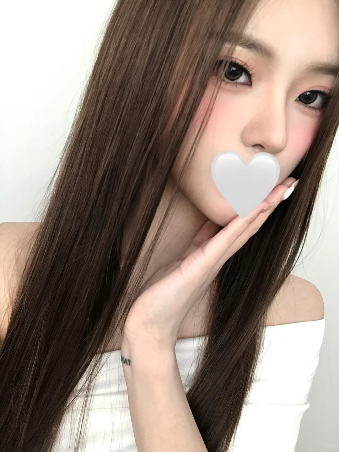 迷人的下三白