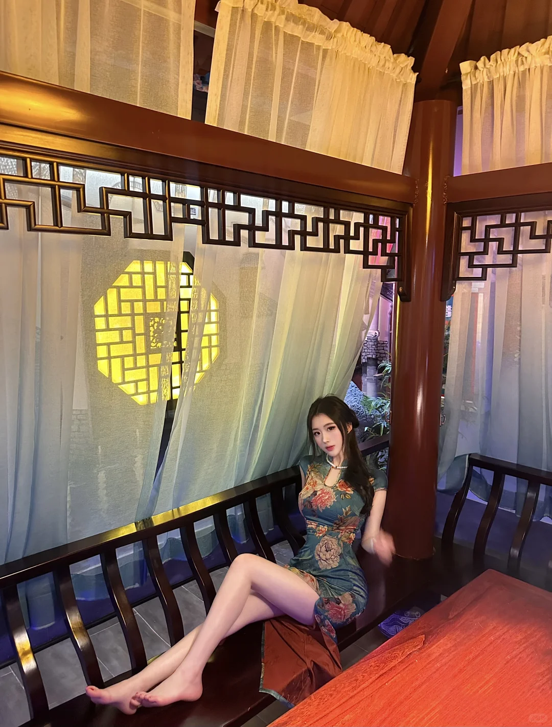 还以为花色深…
