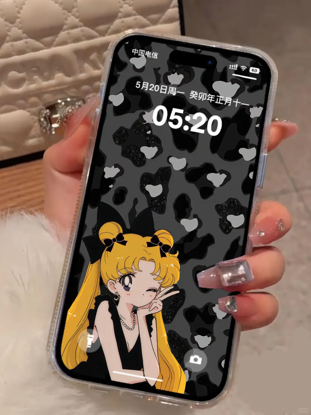 豹豹与美少女的碰撞💥