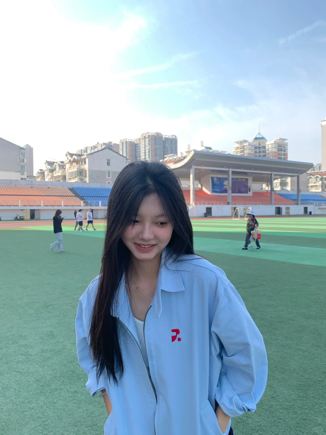 特别不爱上体育课的女大学生一枚呀。。。。