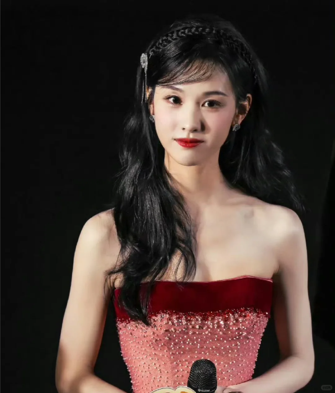 桃花美人——陈都灵