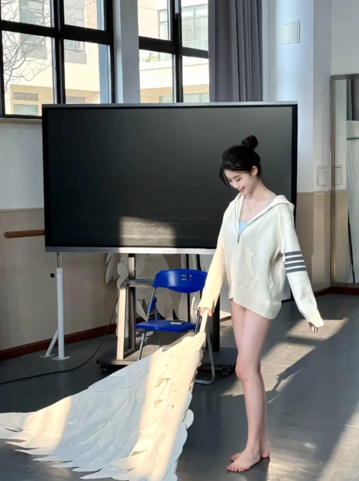 05女大模特，新人在校。大持📹