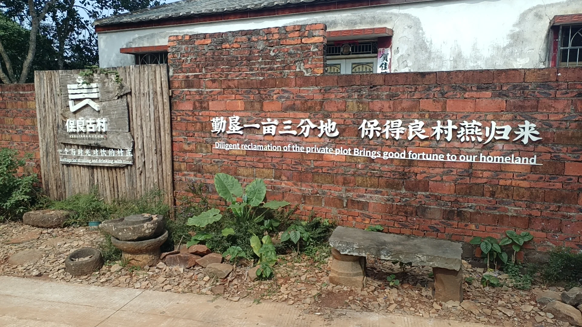 健美教练/男模约拍活动。送增肌粉+泡澡服务