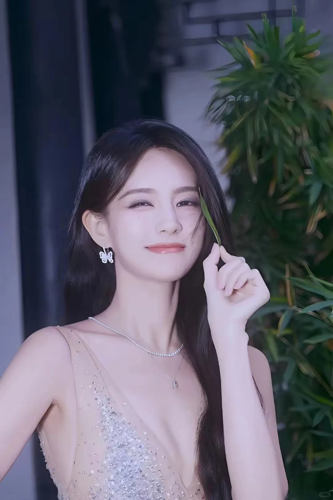 李一桐的腰刀🔪