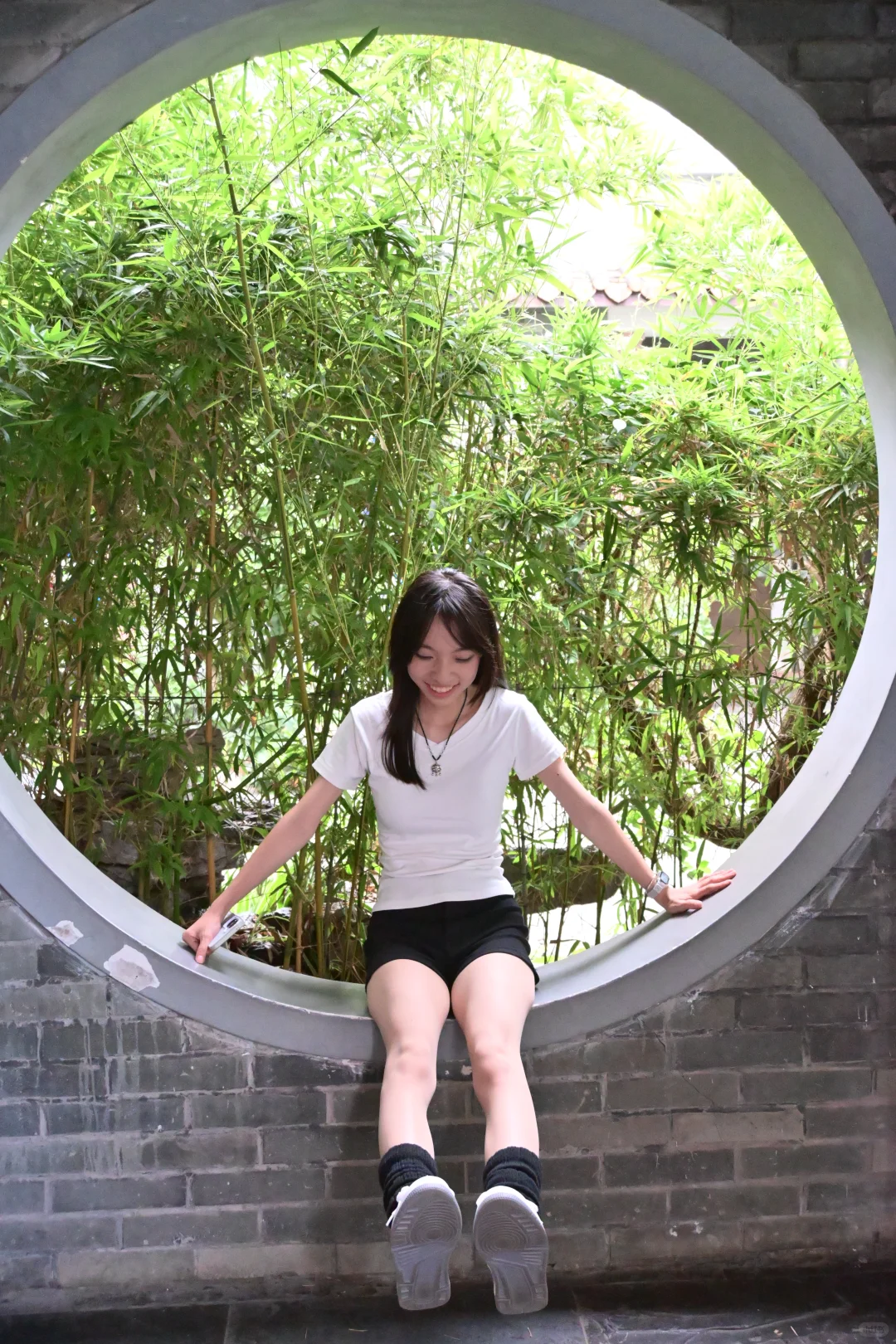 男摄拍成这样，向我索要五十怎么办