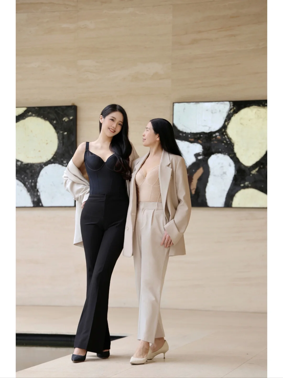 母女穿搭•曼妙身姿诠释优雅