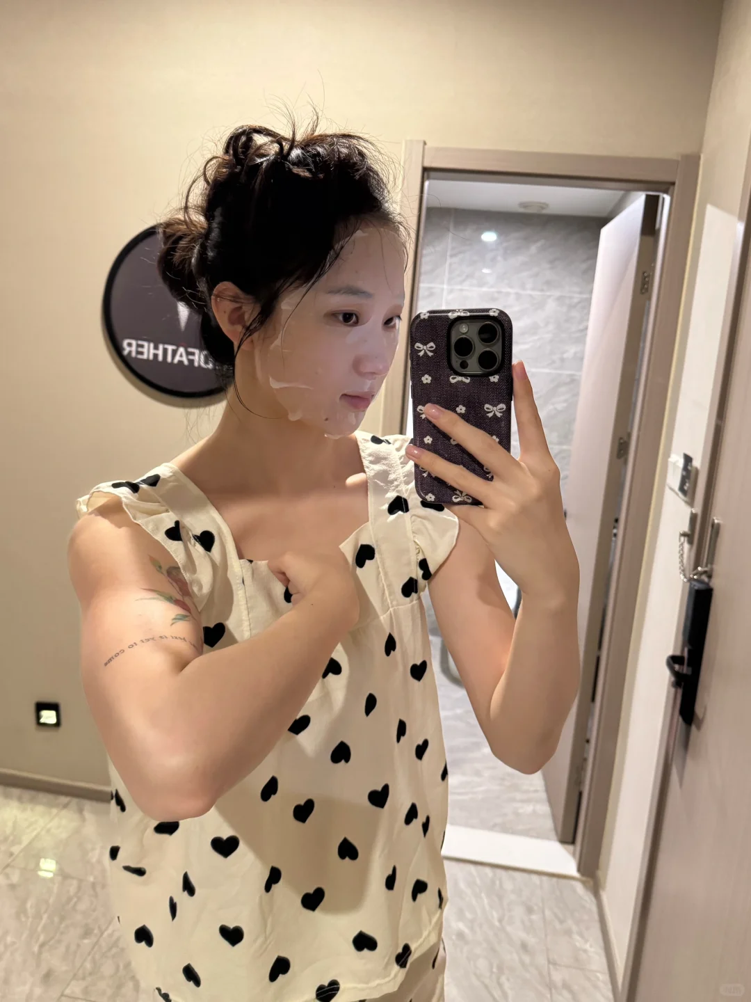 得了一种穿可爱衣服就想笑的病