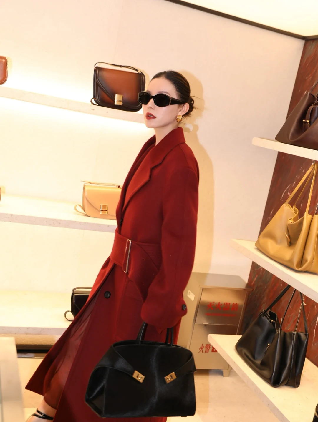 “Ferragamo Women”