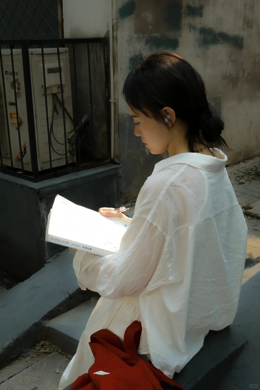“城里来的女作家”邯郸处处是机位