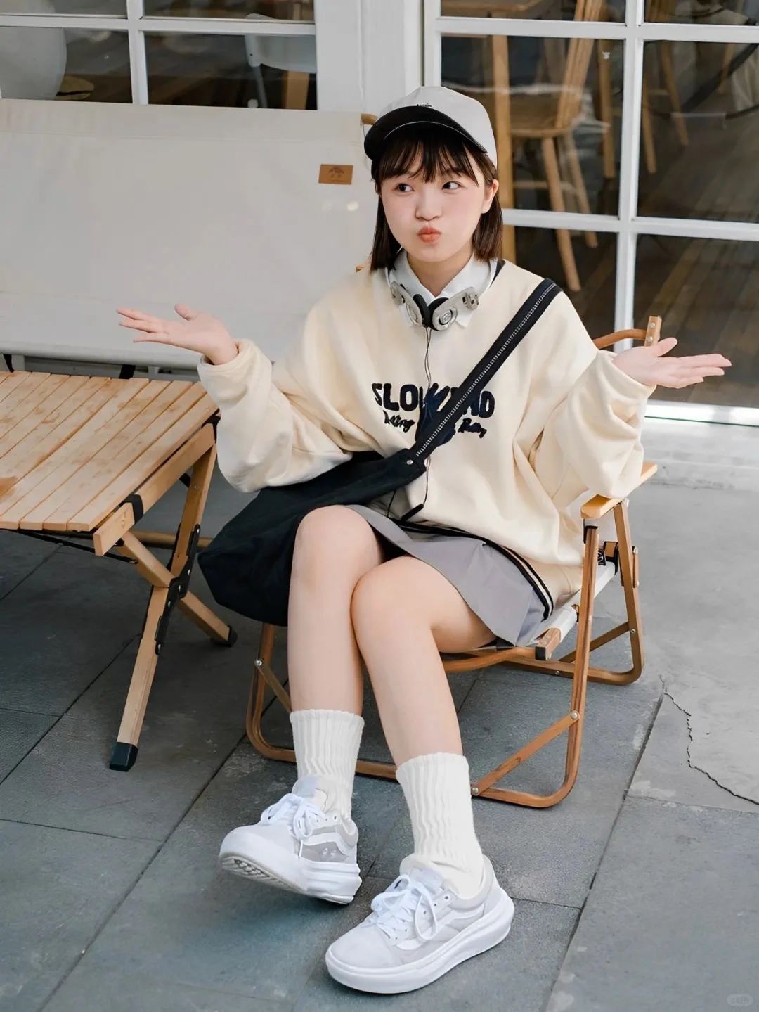 一组超清新少女，春夏装，适合空调房上班族