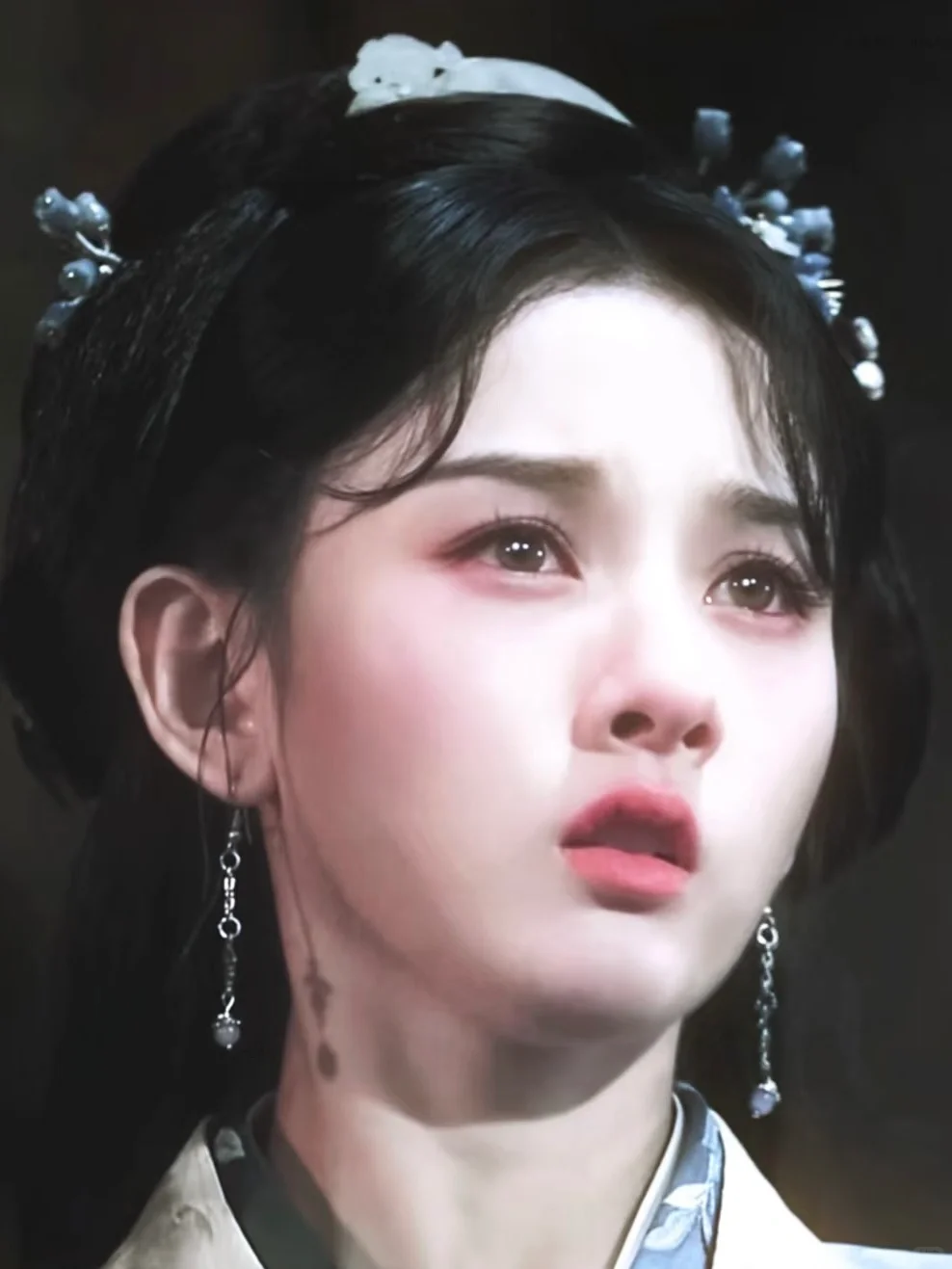 宋祖儿古韵娇媚小乔眼妆公式！深邃眼眸👀