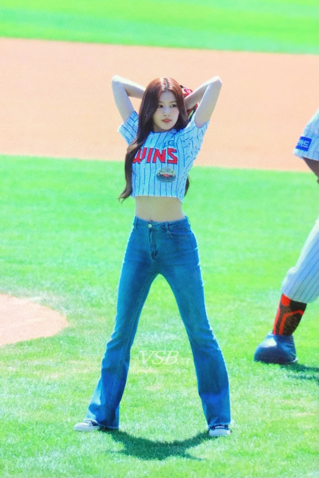 Sana.减肥动力 肚子里面放内脏了？匀称的瘦