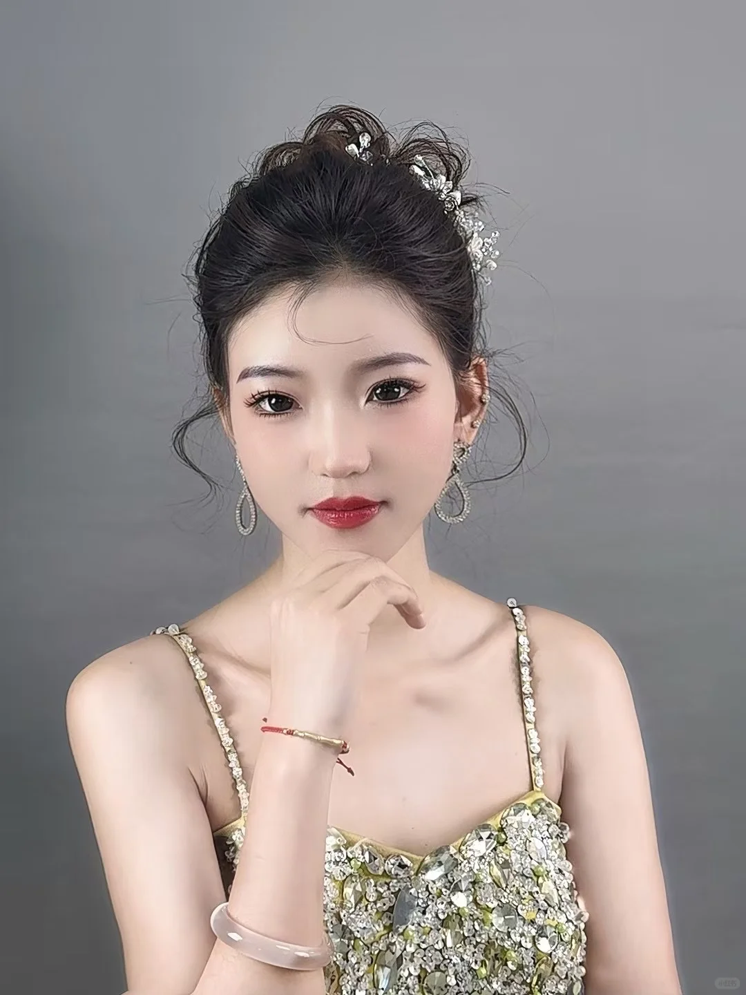 光打在她的脸上～美醉了✨