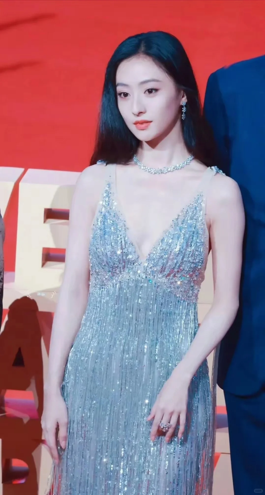 “24岁胡连馨：167cm的超清写真，青春与才
