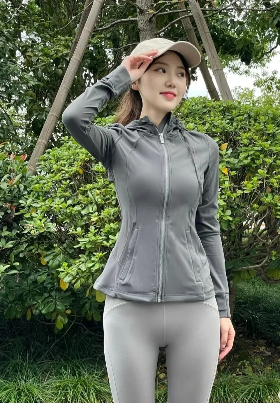 户外瑜伽裤也可以美美的