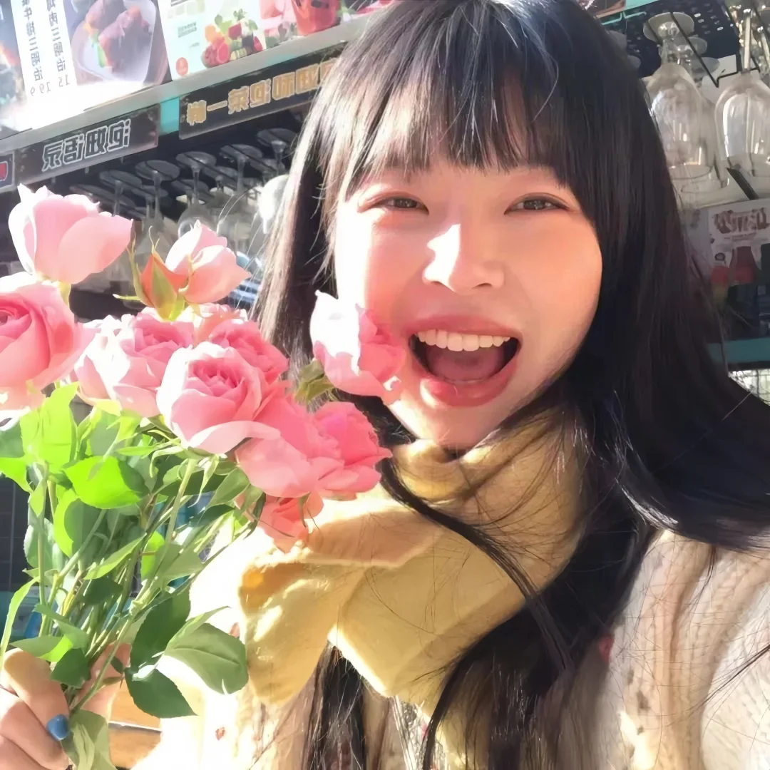 𝐒𝐡𝐚𝐫𝐞丨桃花运满满女生头像