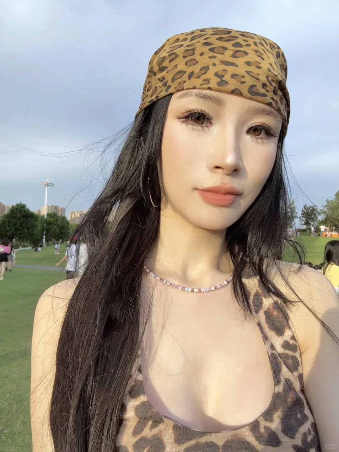 嗨~你好！这里是辣妹 ！音乐节出圈穿搭
