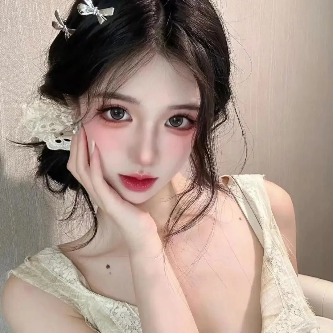 𝙬𝙚𝙘𝙝𝙖𝙩 一眼难忘女头