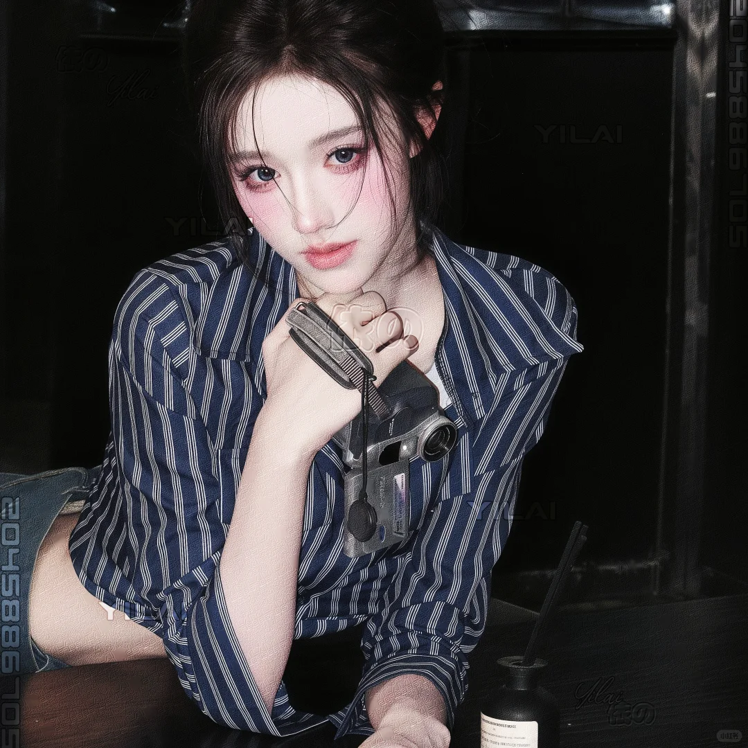 两张绝美少御