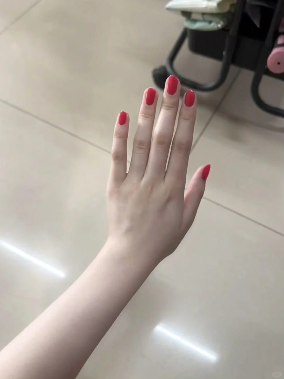 娇艳恶毒女二的美甲