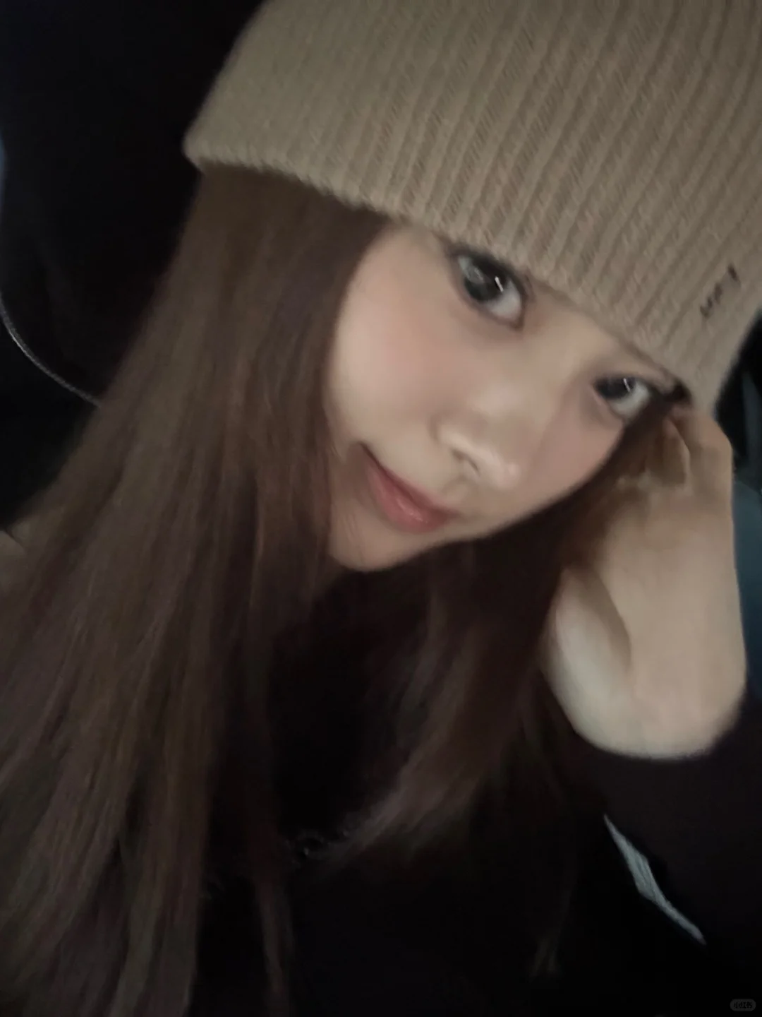 Anna第一次自己化妆💖