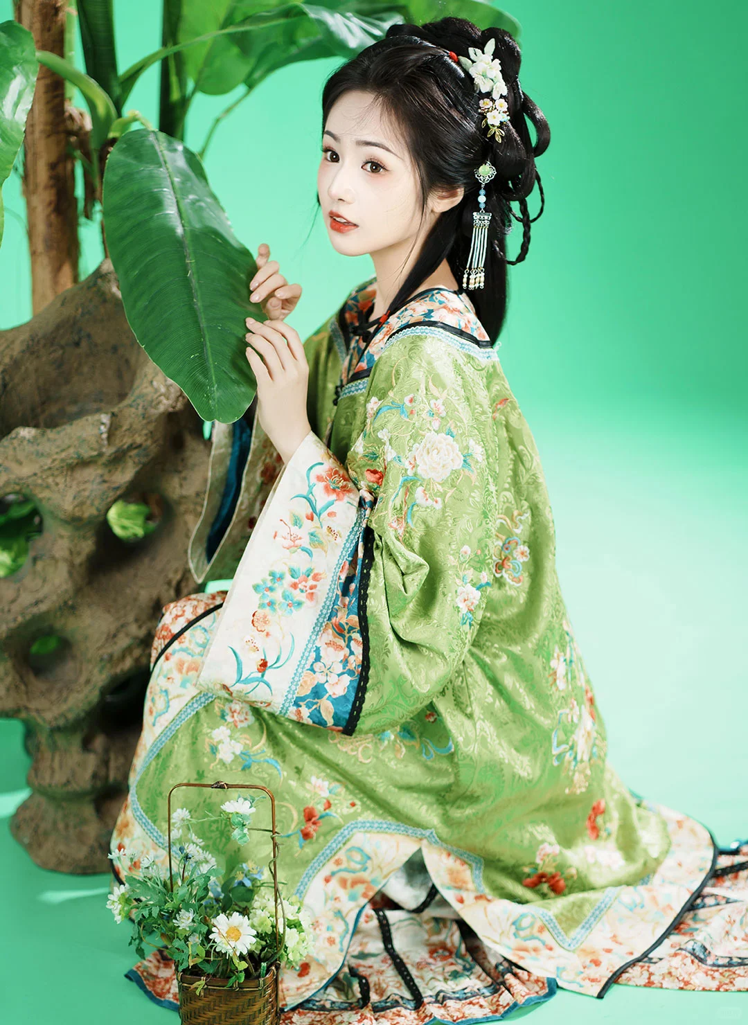 建谁能拒绝这样的清汉女写真呢❓故事感满满