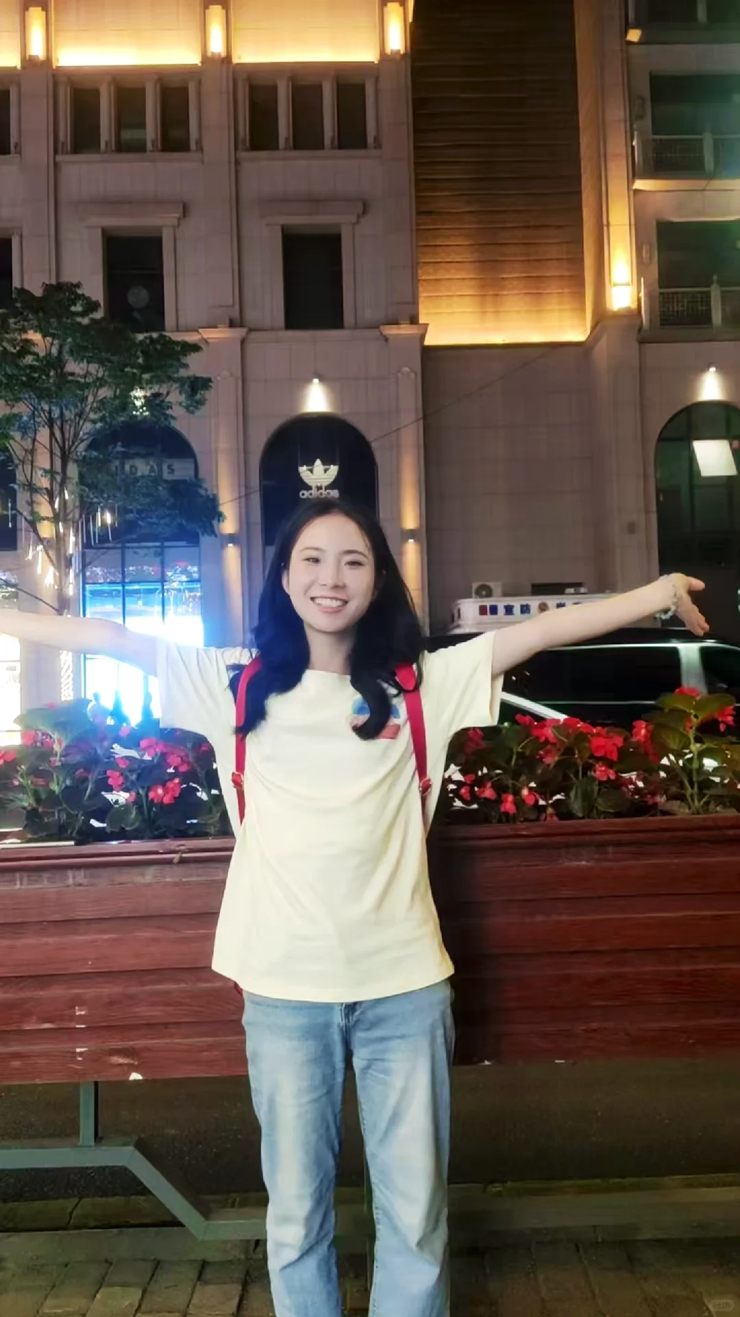 这里是越南女孩