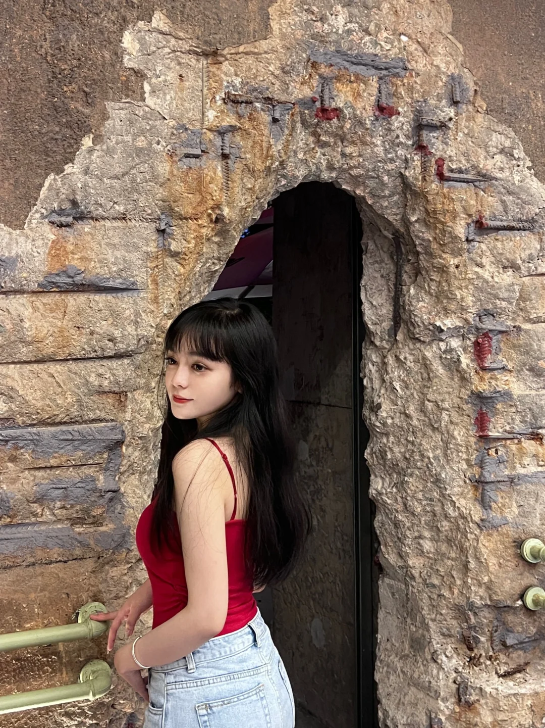 姐系十足，本命年就该穿红色