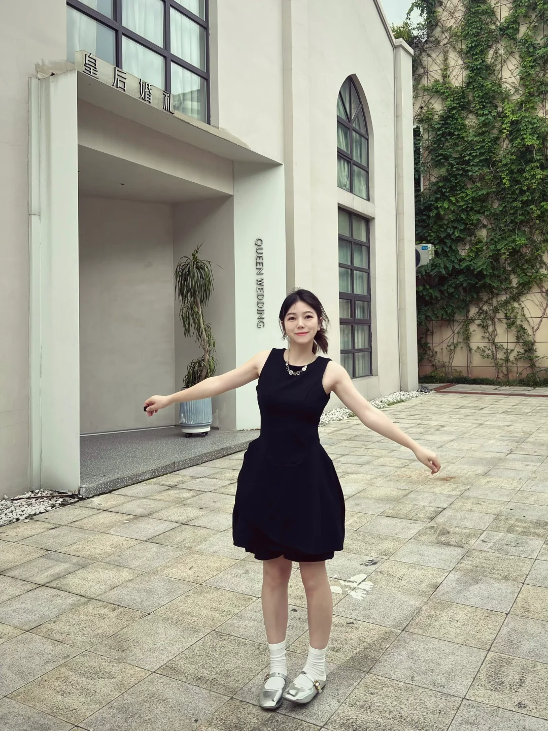 花小钱做大美女🔗夸爆这条赫本风小黑裙！！
